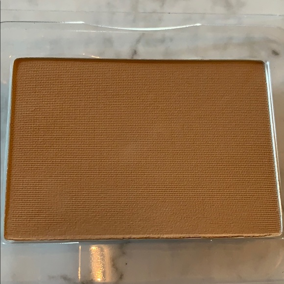 NARS Mountain Soft Velvet Pressed Powder Pan